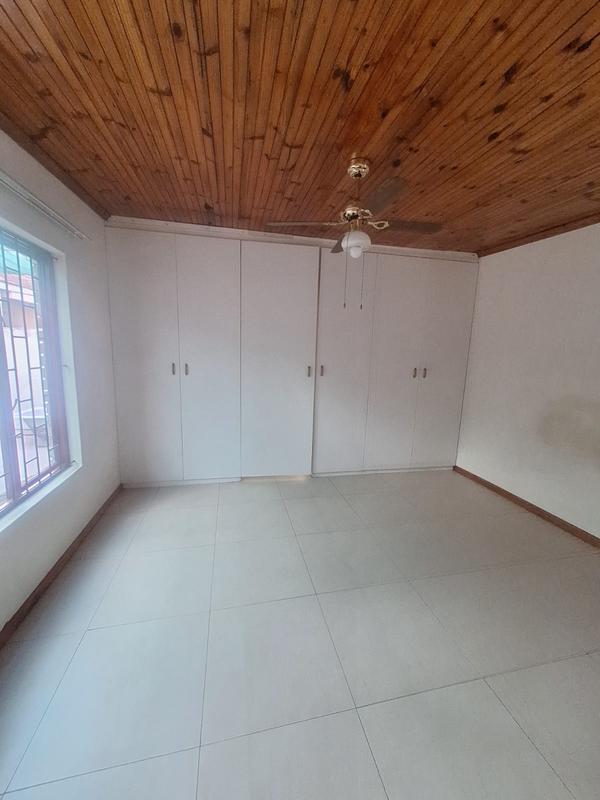 To Let 2 Bedroom Property for Rent in Ruyterwacht Western Cape